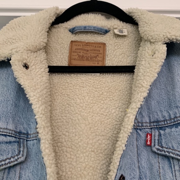 Levi’s Original Sherpa Trucker Jacket - Picture 5 of 6